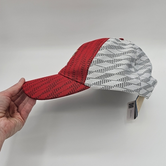 Team Canada Hockey Lace Baseball Cap New - Picture 2 of 10